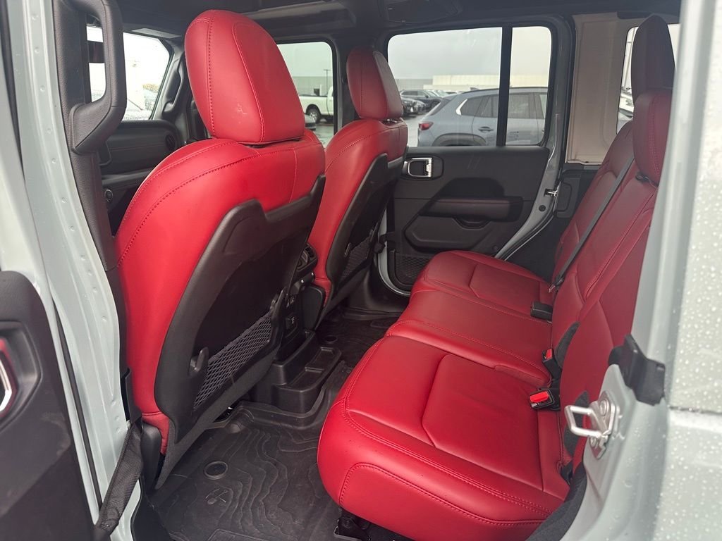 2024 Jeep Wrangler Rubicon 392 photo 4