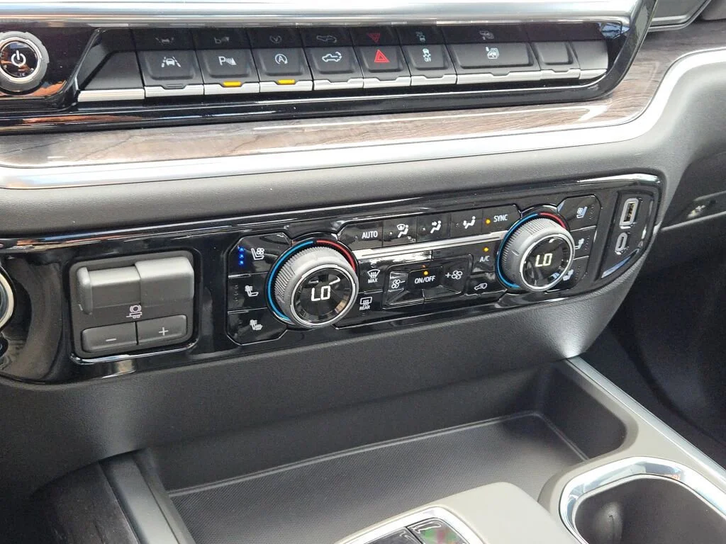 2026 Chevrolet Silverado 1500 LTZ - Photo 31