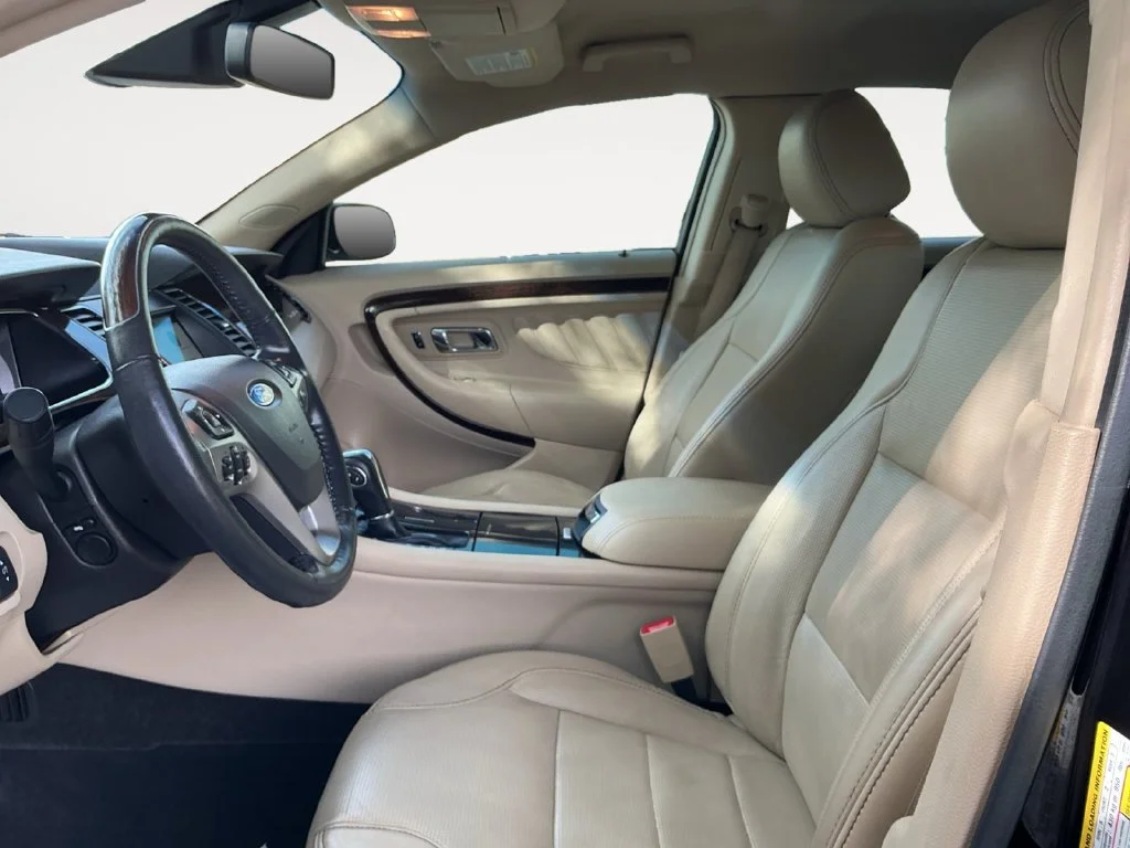 Used 2016 Black Ford Limited image 16