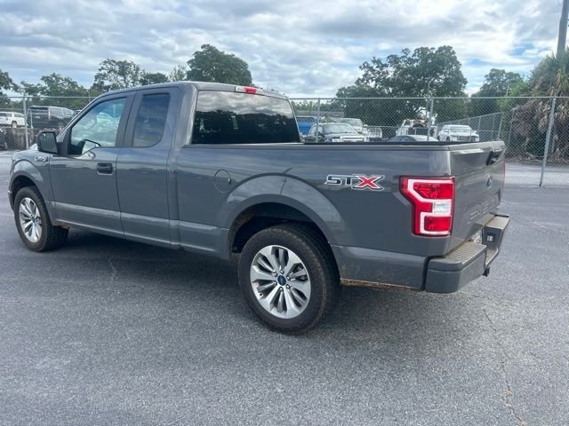 Used 2018  Ford XL image 3