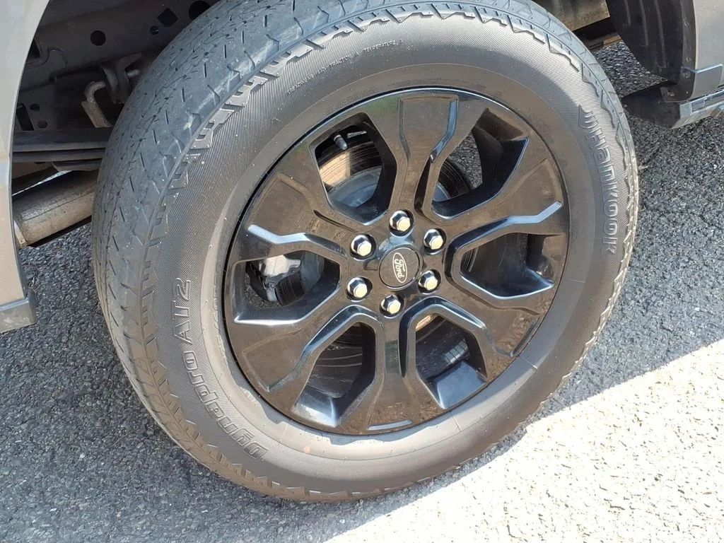 Certified Used 2023 Gray Ford Platinum image 7