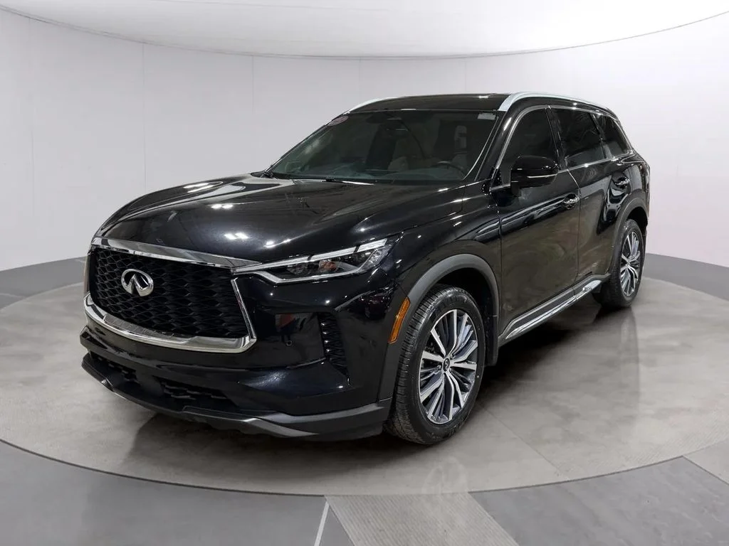 Used 2023 Mineral Black INFINITI Sensory image 7