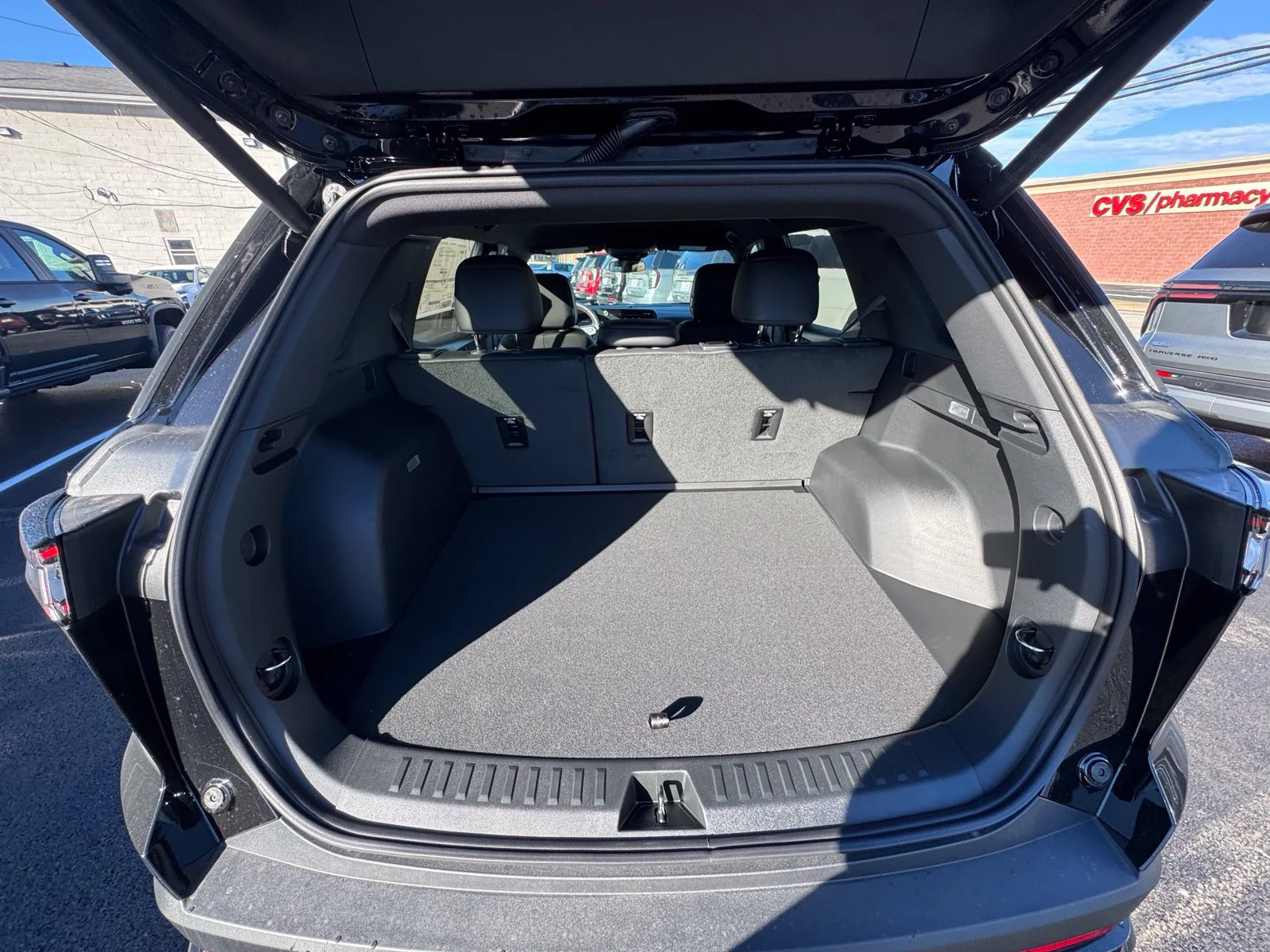 2027 Chevrolet Equinox RS - Photo 29