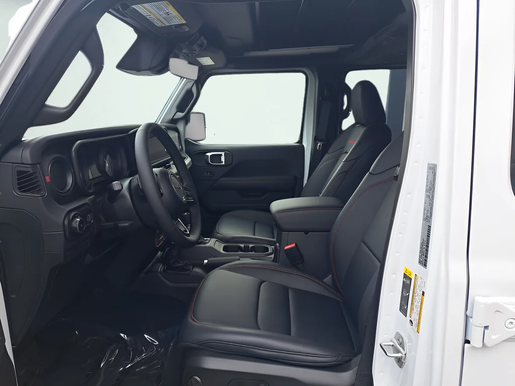 New 2026 Bright White Clear-Coat Exterior Paint Jeep Rubicon X image 11