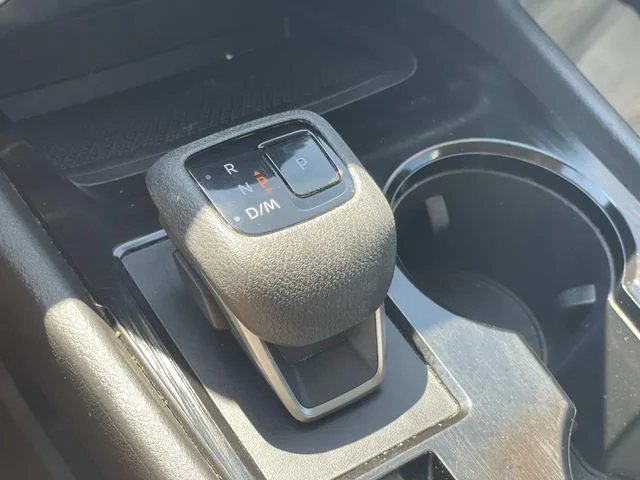 Used 2022 Silver Nissan SV image 20