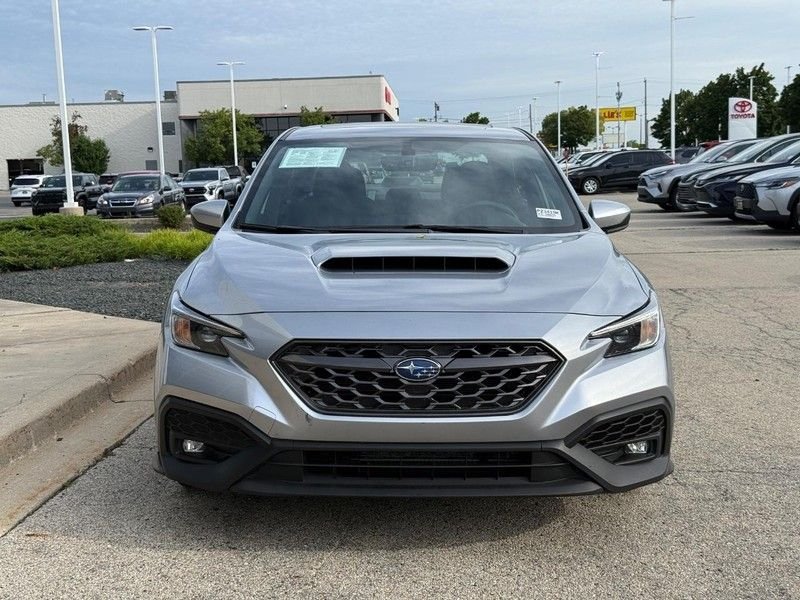 Used 2023 Ice Silver Metallic Subaru Premium image 8