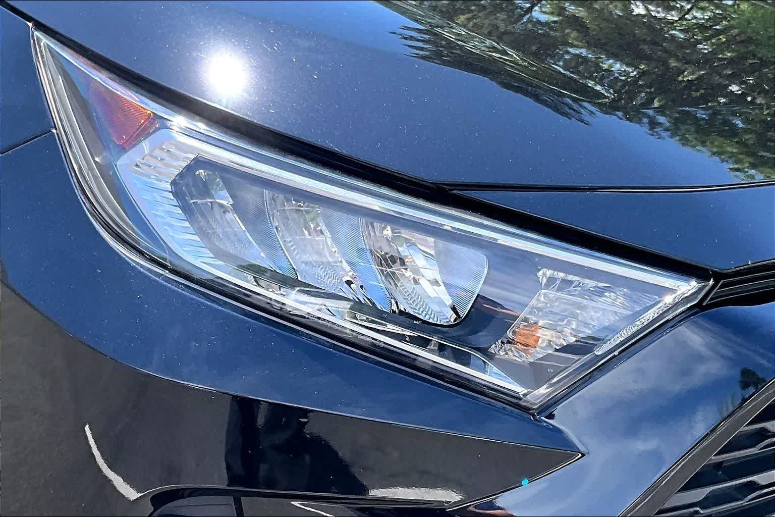 Used 2021 Midnight Black Metallic Toyota XLE image 27