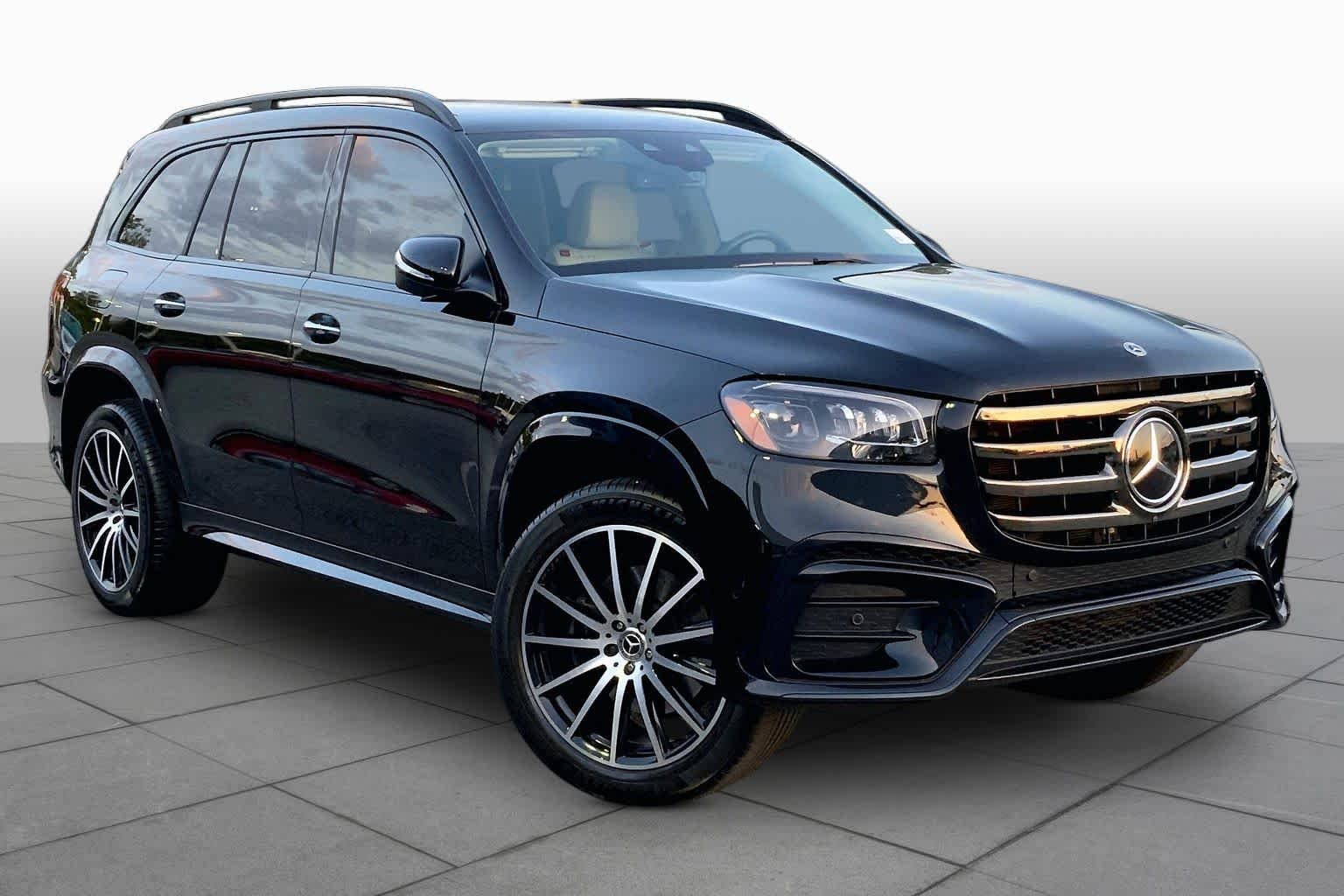 Used 2025 Twilight Blue Metallic Mercedes-Benz GLS 450 image 3