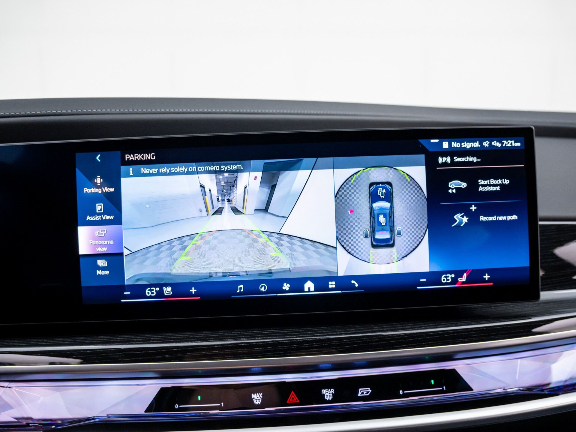 Certified Used 2025 Carbon Black Metallic BMW 740i xDrive image 24