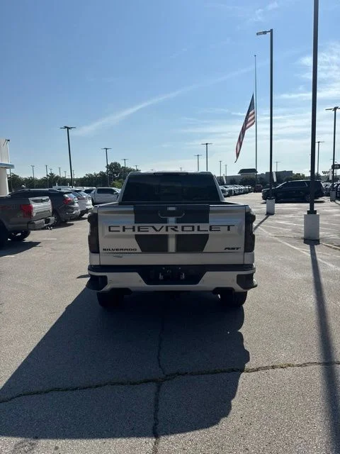Used 2020 Silver Chevrolet RST image 6
