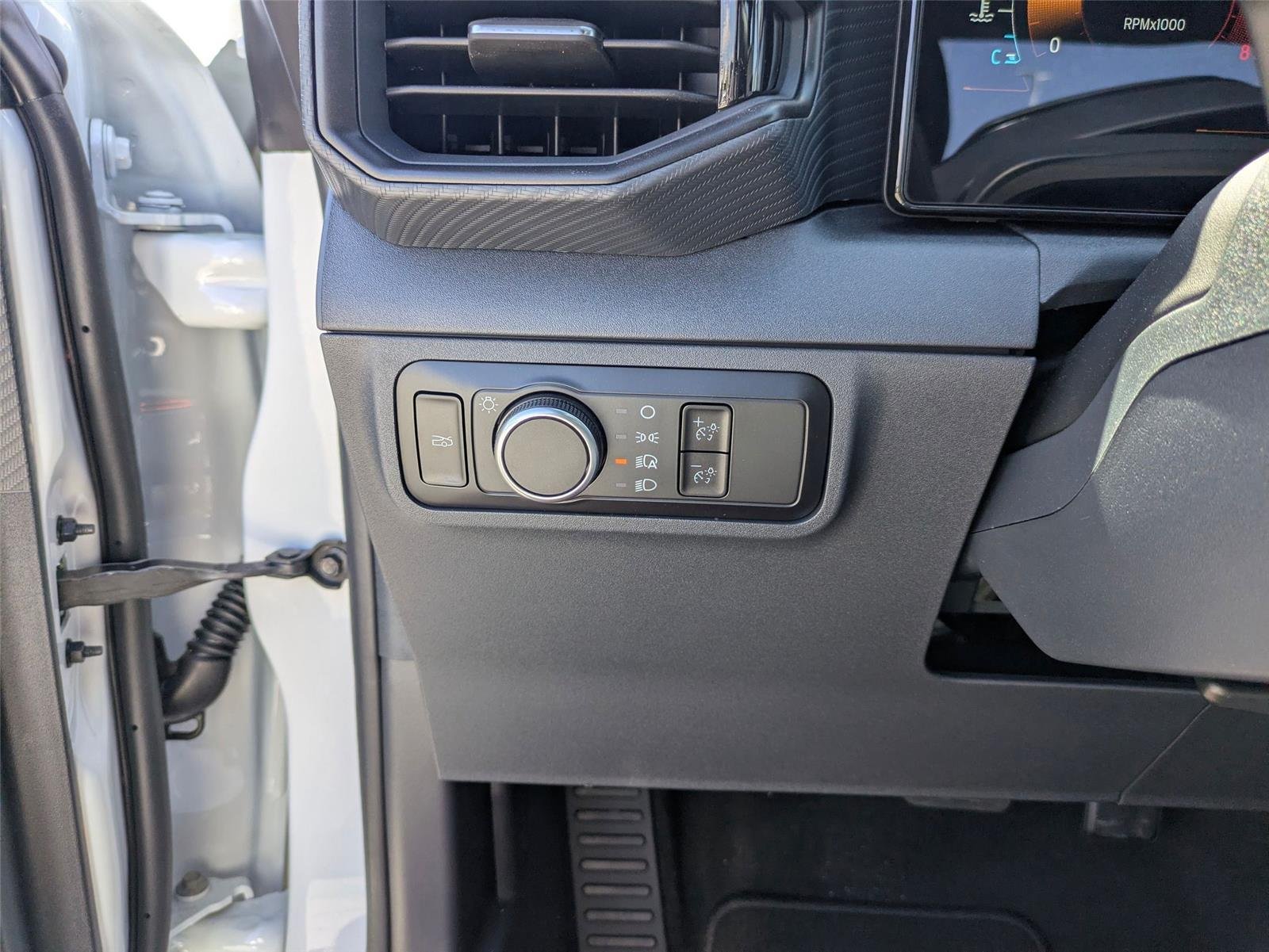 New 2026 Oxford White Ford EcoBoost® Fastback image 16