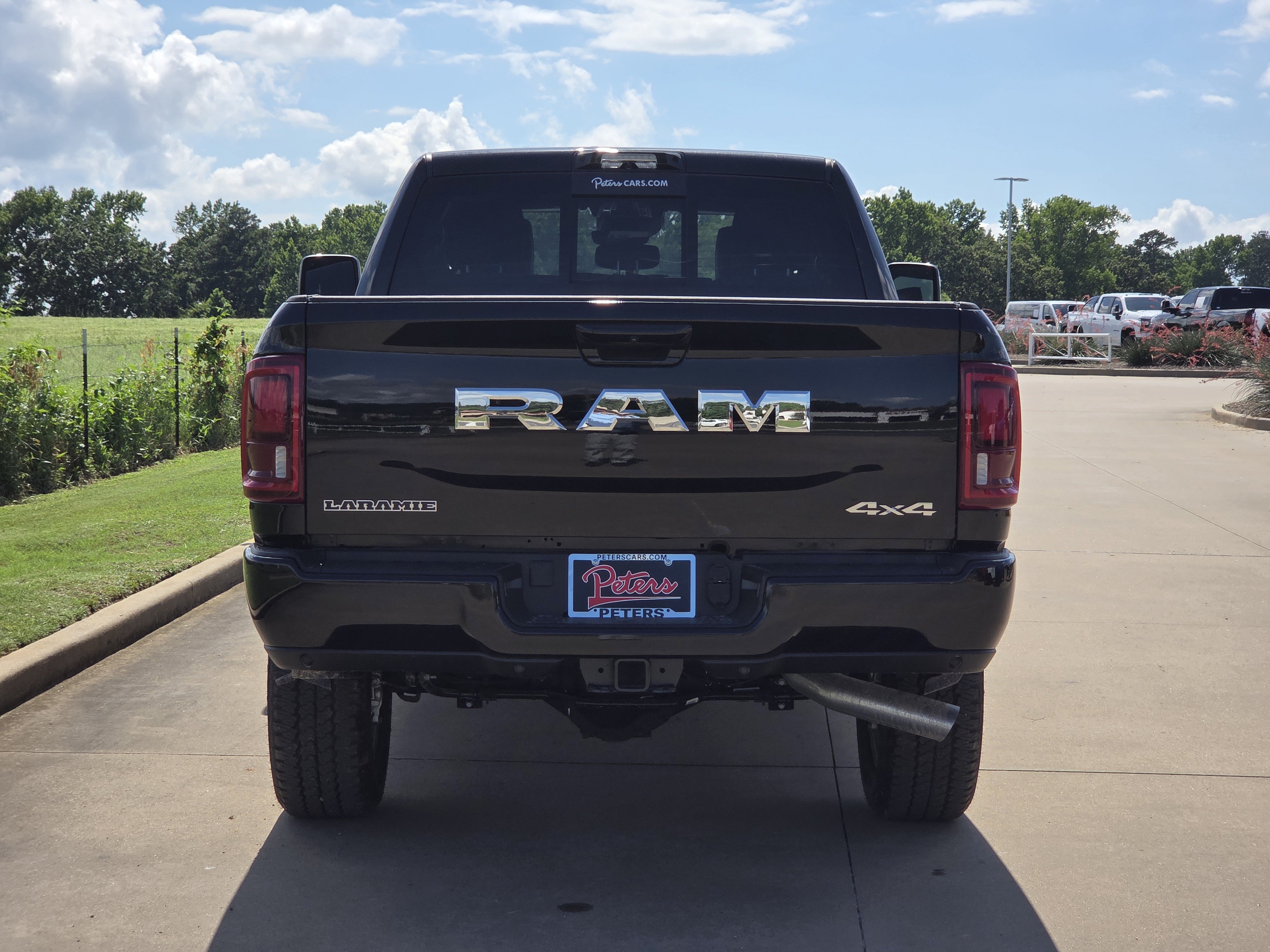 New 2026 Diamond Black Crystal Pearlcoat Ram Laramie image 4