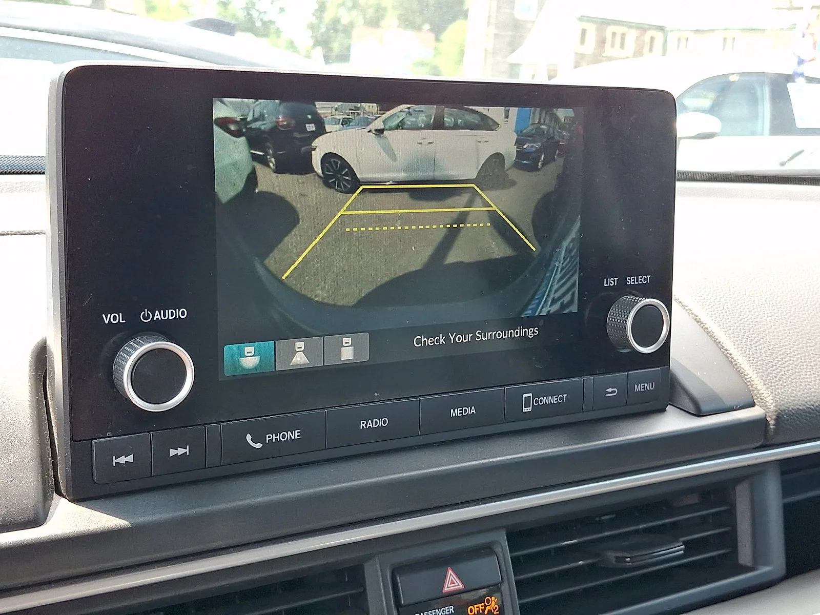 2023 Honda Pilot LX - Photo 47