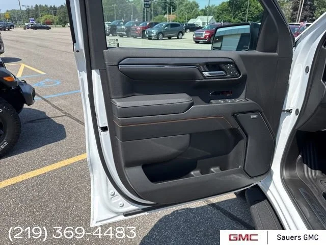 2024 GMC Sierra 1500 AT4 - Photo 9