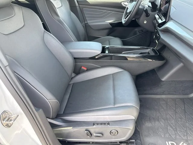 Certified Used 2023 Opal White Volkswagen Pro S Plus image 20