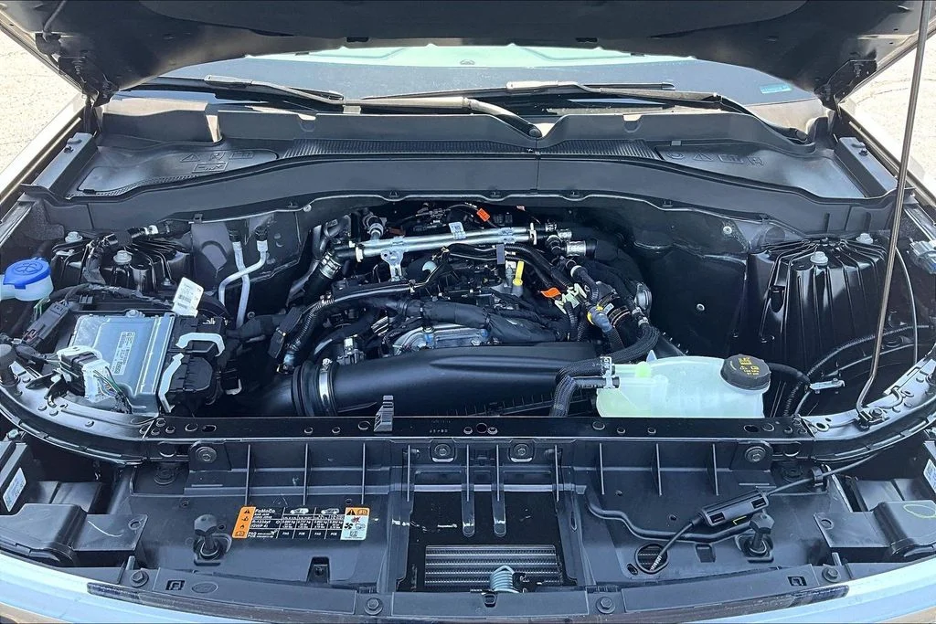New 2026 Carbonized Gray Metallic Ford Active image 12