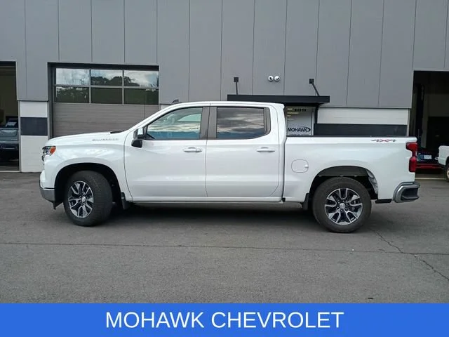 Used 2023 SUMMIT WHITE Chevrolet LT image 2