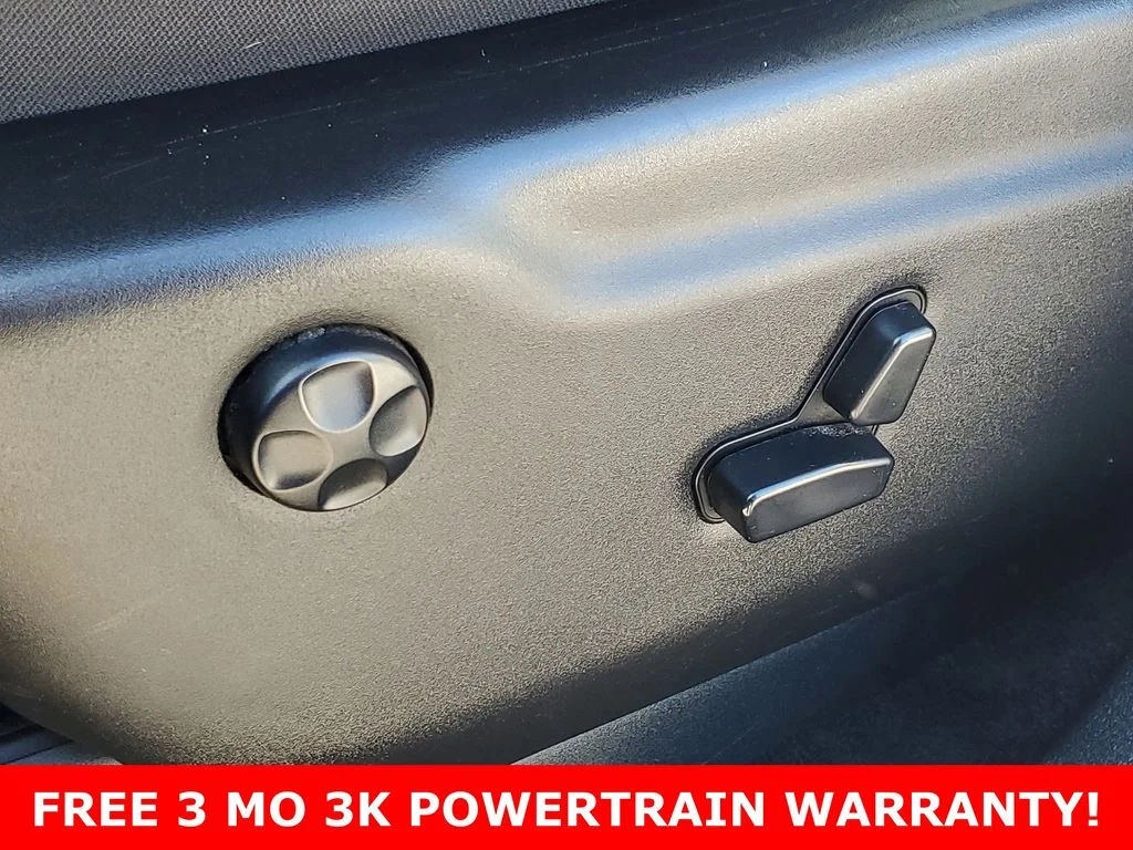 Used 2019 Gray Jeep Laredo image 11