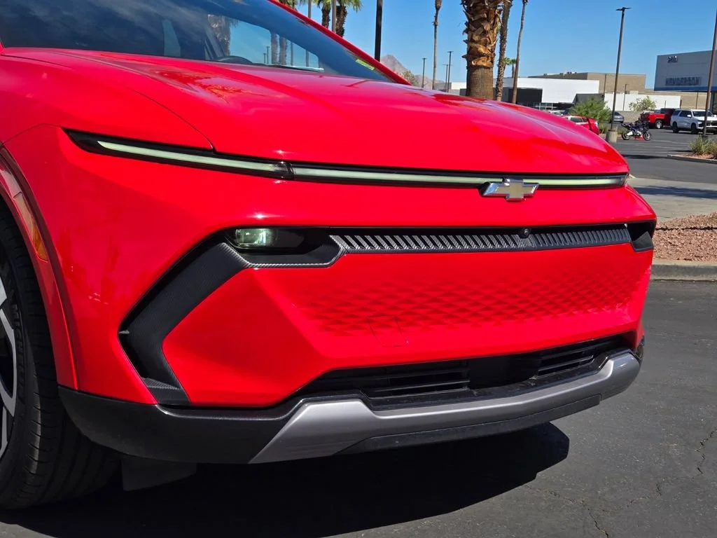 Used 2024 Red Hot Chevrolet 2LT image 8