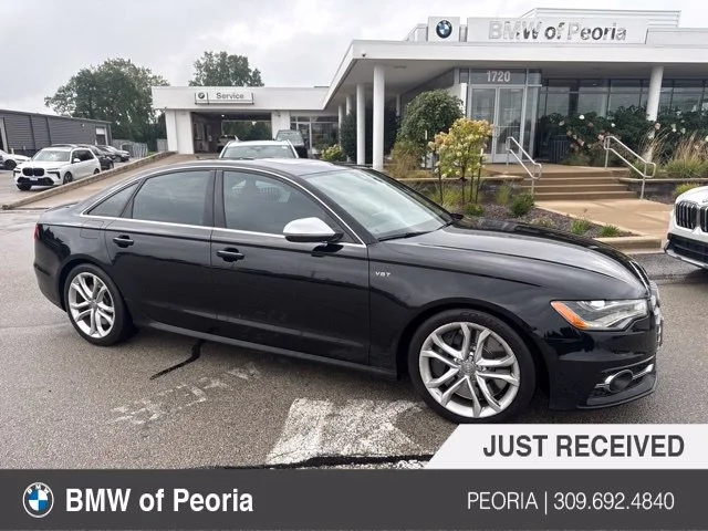Used 2014 Black Audi 4.0T Prestige image 1