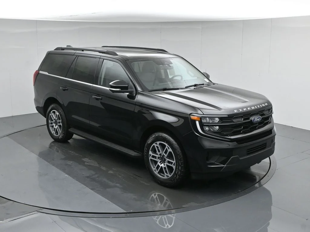 New 2026 Agate Black Metallic Ford Active image 40