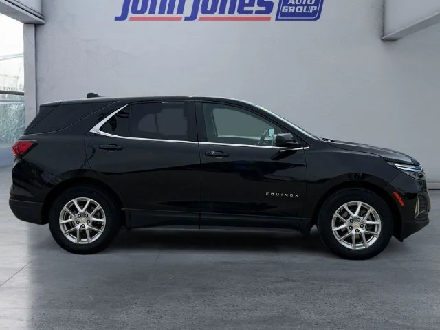 Used 2022 Black Metallic Chevrolet LT image 6
