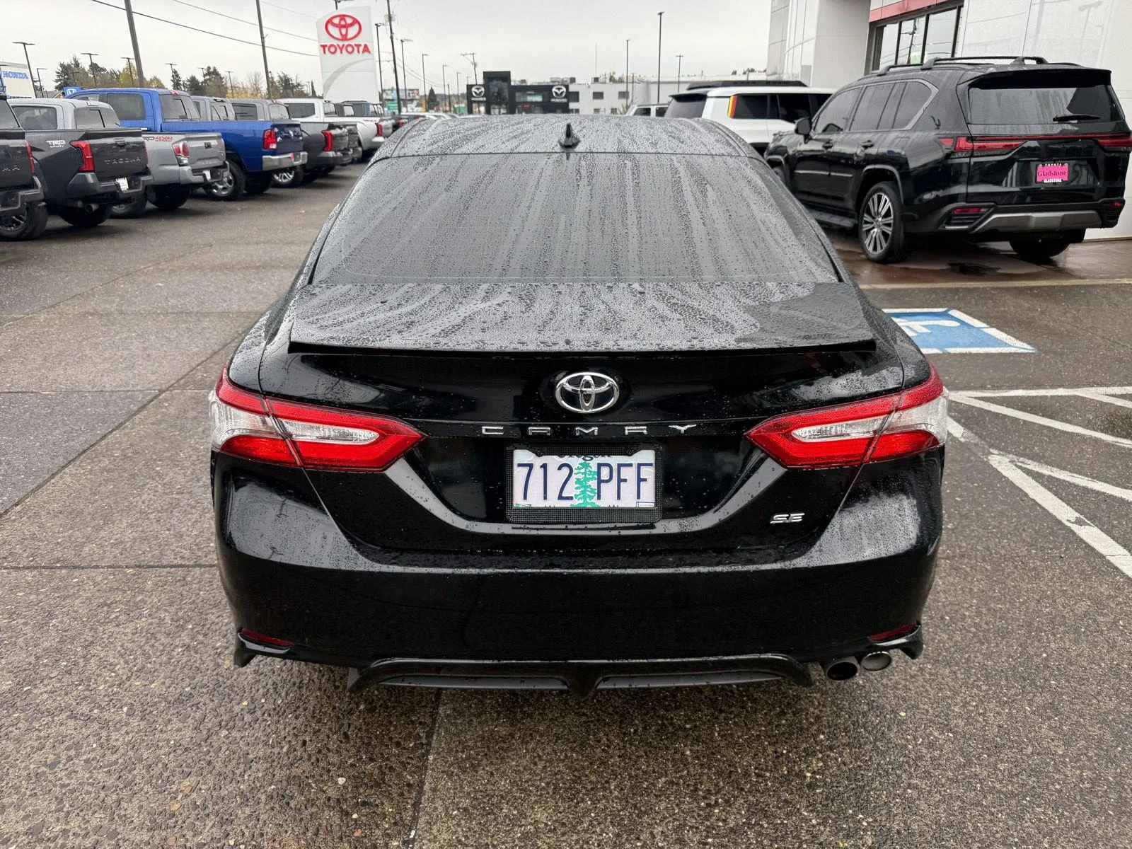 Used 2019 Midnight Black Metallic Toyota SE image 4