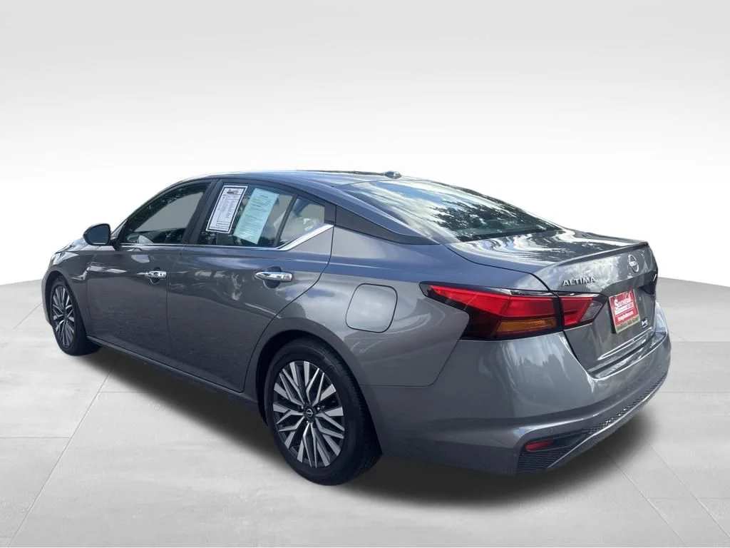 Used 2024 Gray Nissan 2.5 SV image 12