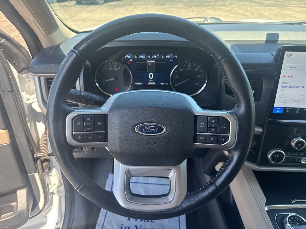 Used 2023 White Ford XLT image 4