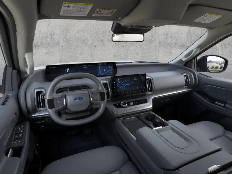 New 2026 Star White Metallic Tri-Coat Ford Active image 9