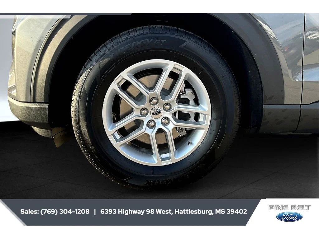 New 2026 Carbonized Gray Metallic Ford Active image 5
