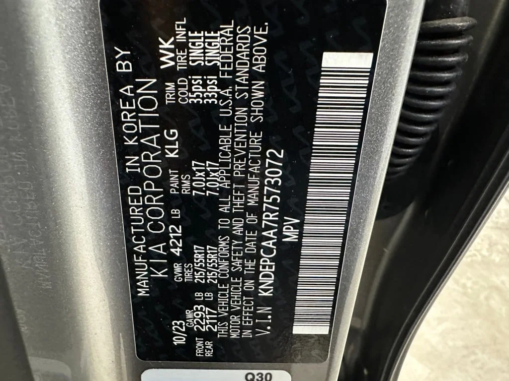 Certified Used 2024 Steel Gray Kia LX image 37