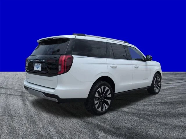 New 2026 Star White Metallic Tri-Coat Ford Platinum® image 4
