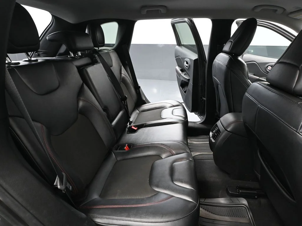 2022 Jeep Cherokee Trailhawk - Photo 39