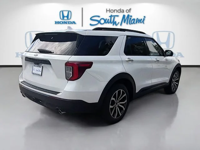 Used 2023 White Metallic Ford ST-Line image 7