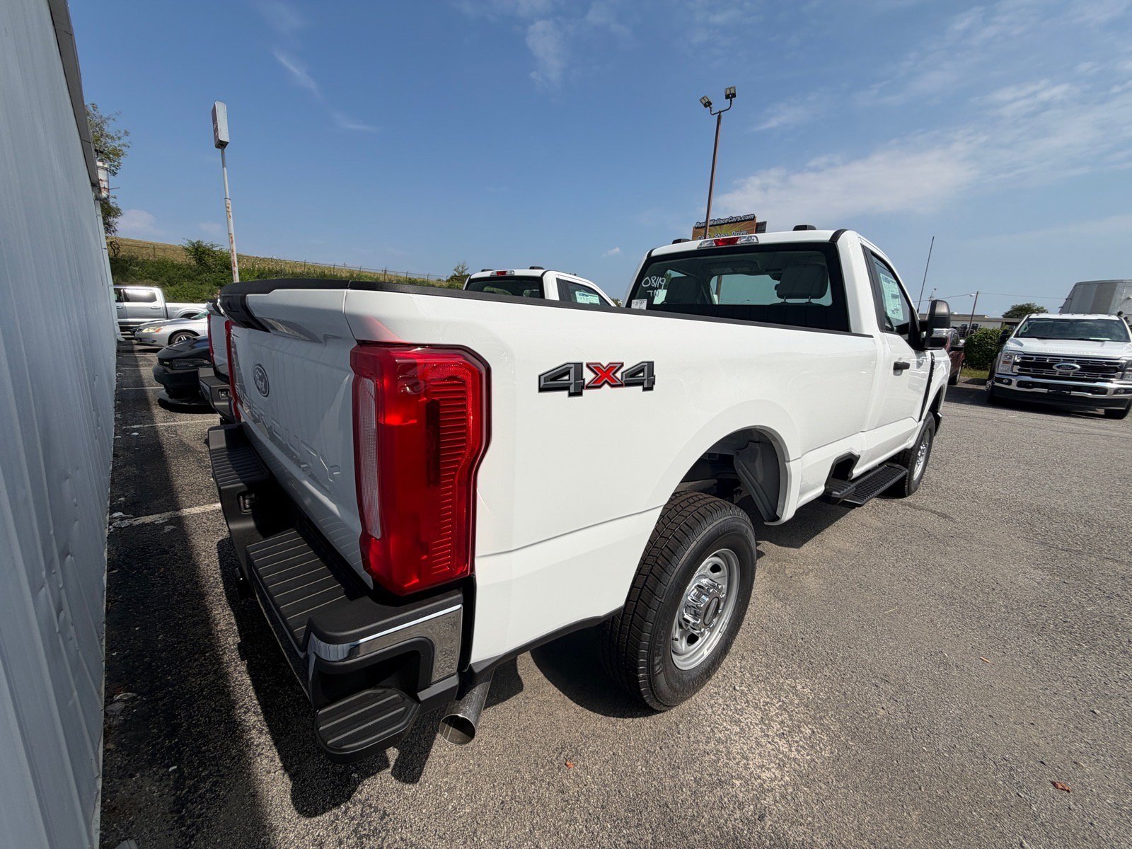 New 2027 Oxford White Ford F-250® XL image 5