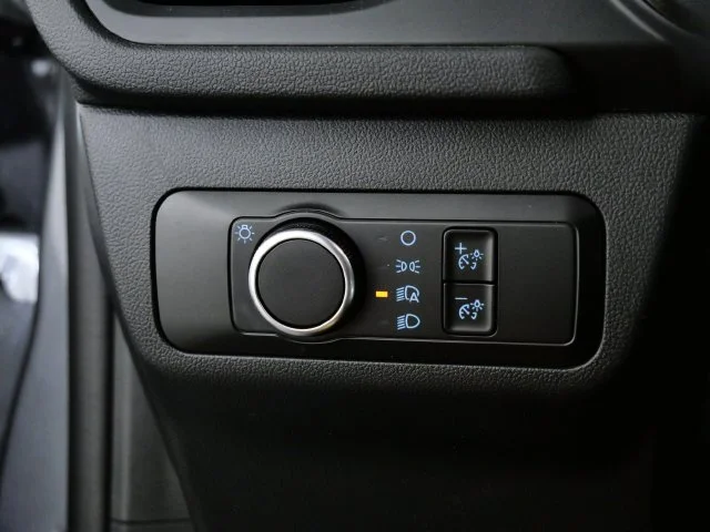 Certified Used 2025 Gray Ford ST-Line image 22