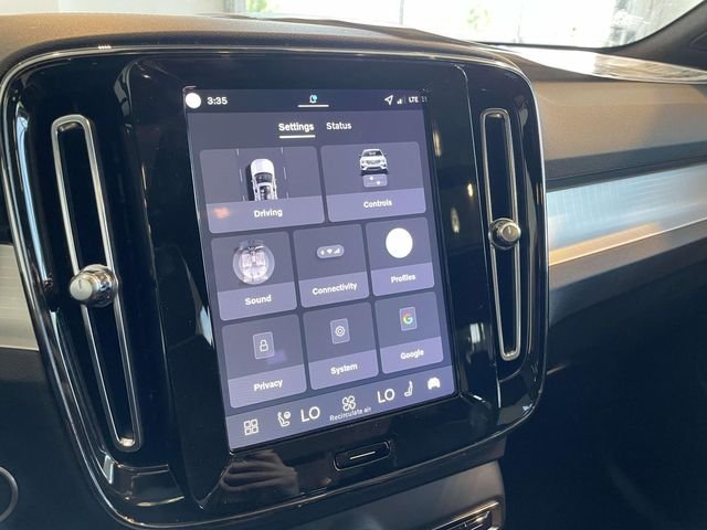 2026 Volvo XC40 Ultra Black Edition - Photo 27