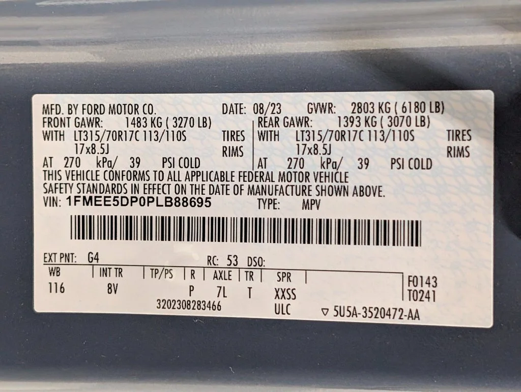 Certified Used 2023 Azure Gray Metallic Ford Badlands image 25