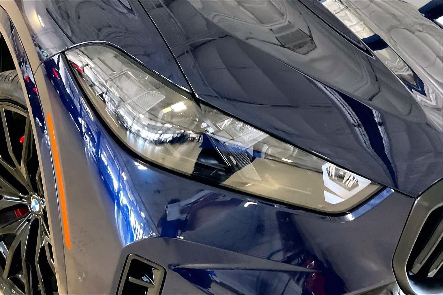 New 2026 Tanzanite Blue II Metallic BMW xDrive40i image 13