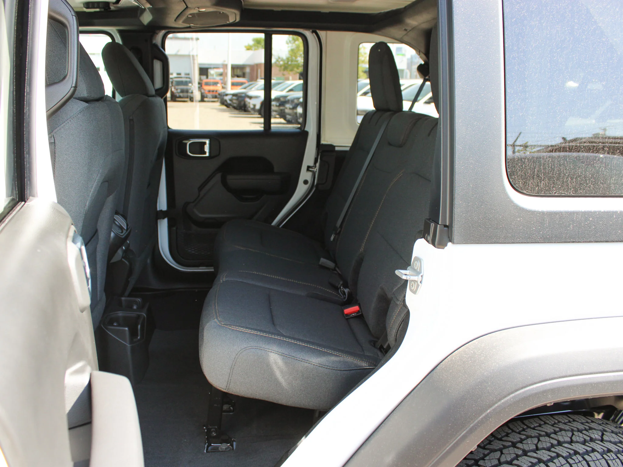 Used 2025 White Jeep Sport S* 4 Door 4x4, Remote Start, Heated Seats/Wheel image 9