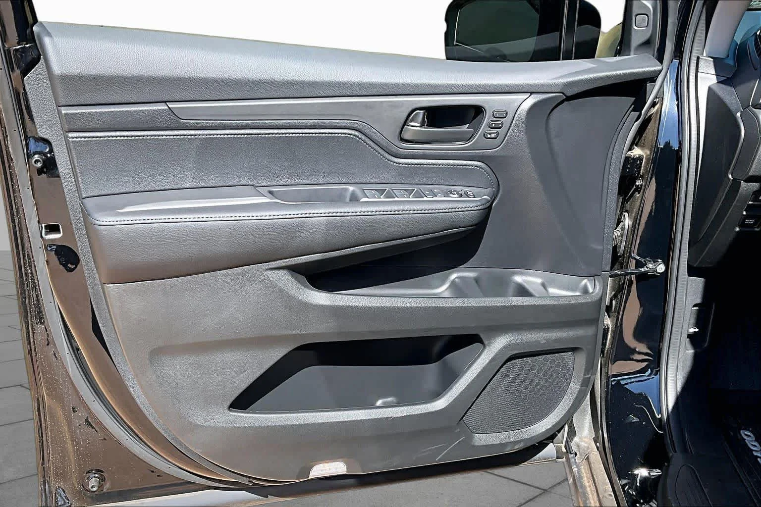 2026 Honda Odyssey EX-L - Photo 9