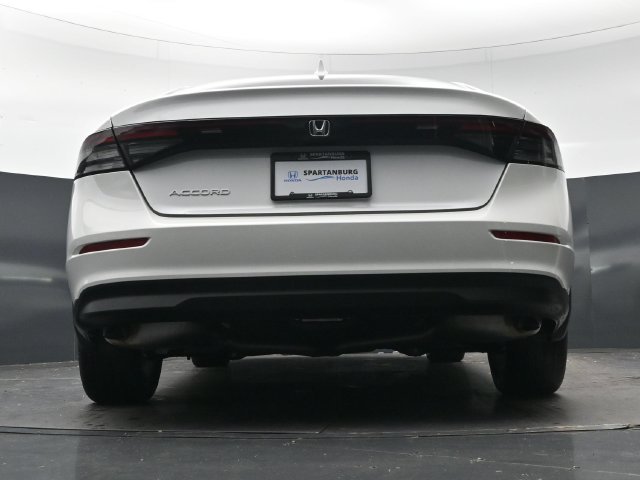 New 2026 Platinum White Pearl Honda LX image 28