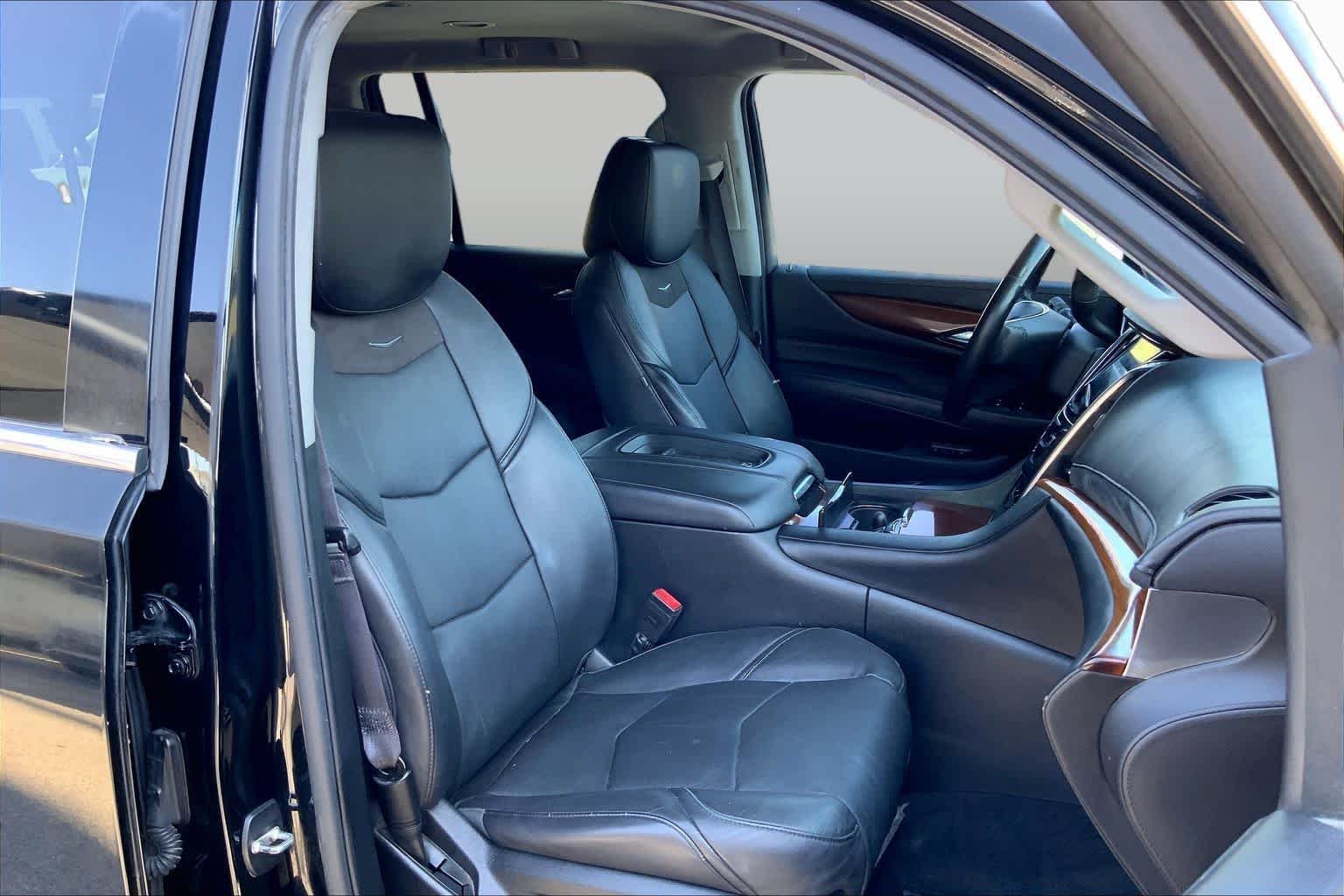 Used 2016 Black Raven Cadillac Standard image 8