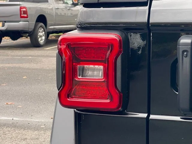 2026 Jeep Wrangler 2-Door Willys - Photo 13