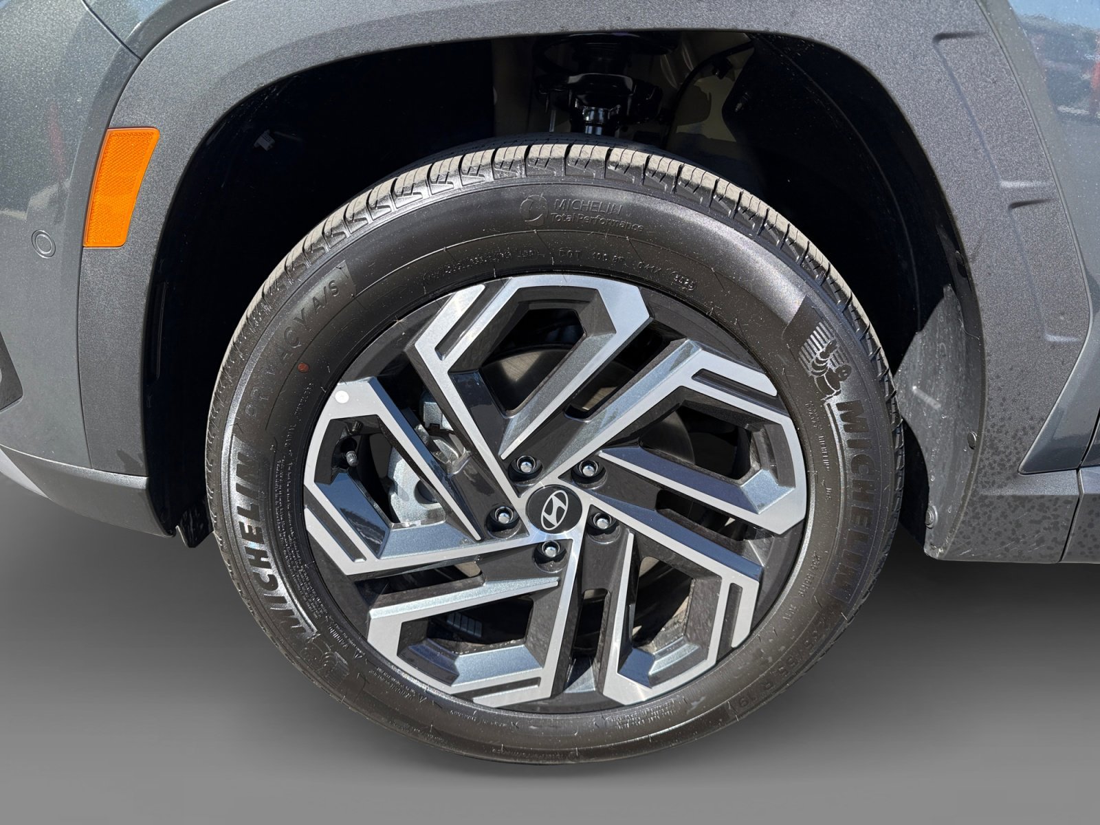 New 2026 Amazon Gray Hyundai Limited image 9