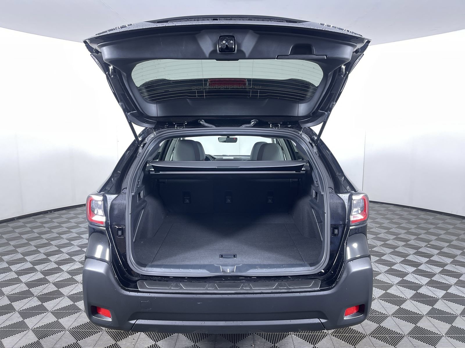 2025 Subaru Outback Premium - Photo 23