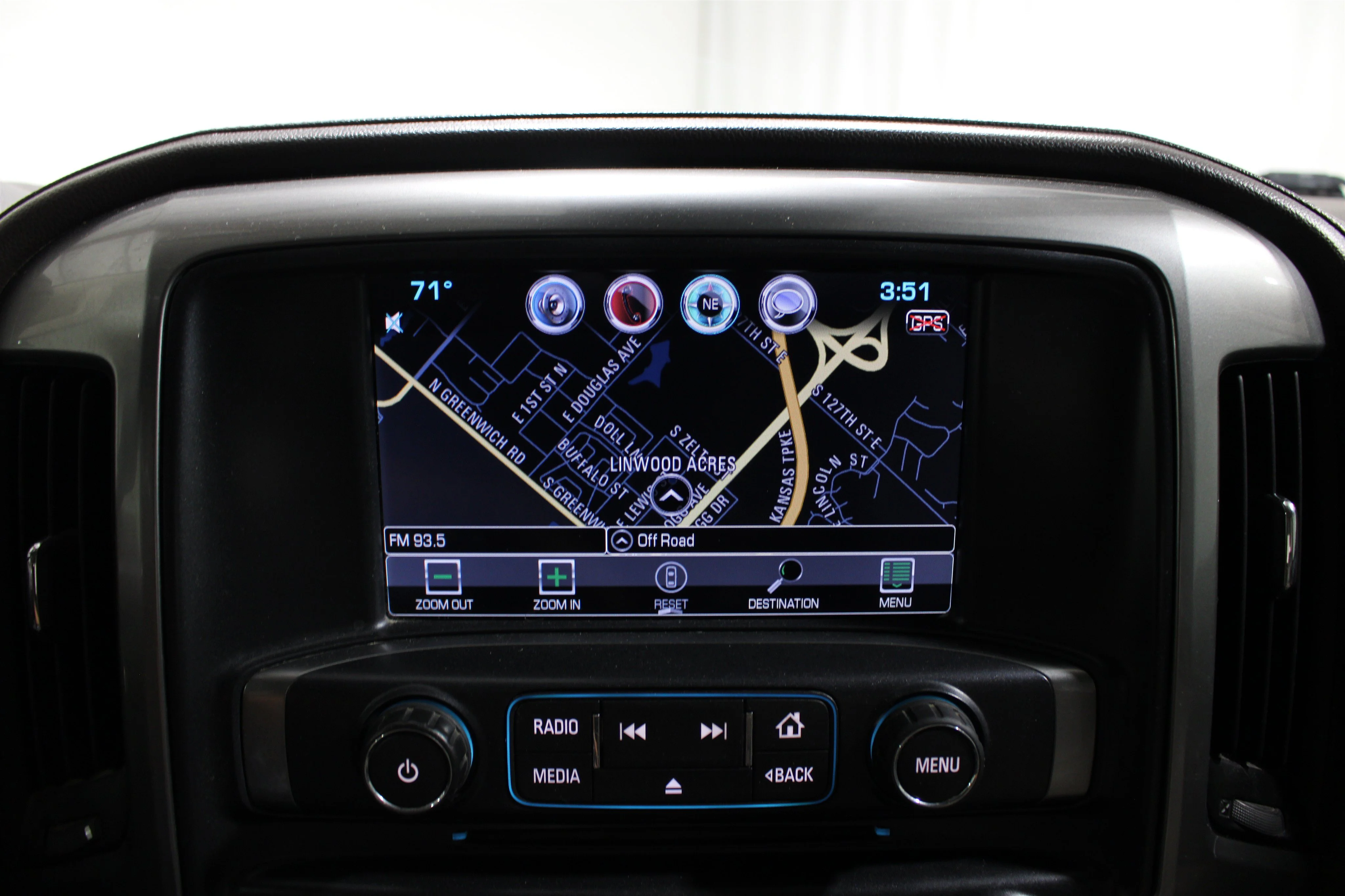 2016 Chevrolet Silverado 2500HD LTZ - Photo 16
