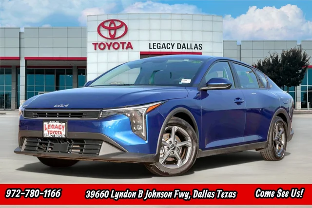 2025 Kia K4 LXS