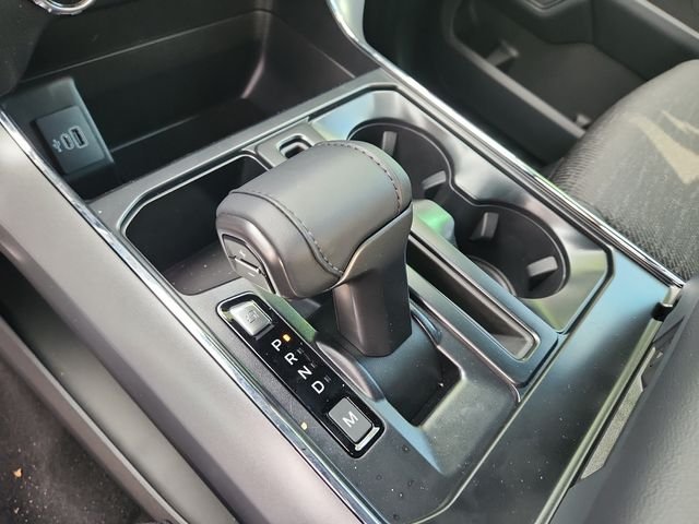 New 2026 Iconic Silver Metallic Ford XLT image 18